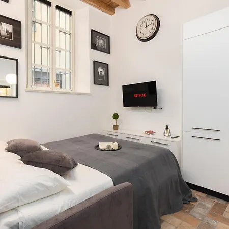 Апартаменты Citta Alta - 5min From Bgy Airport-ac-wifi Бергамо