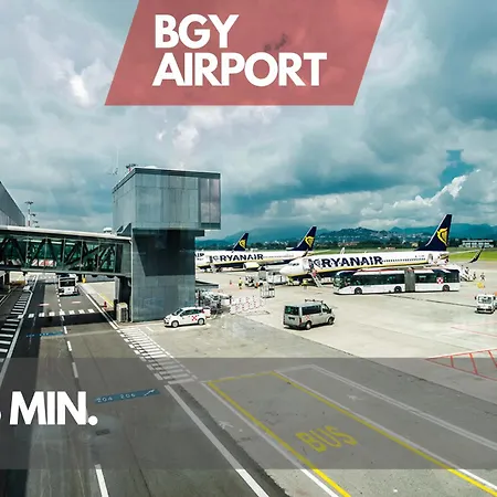 Апартаменты Citta Alta - 5min From Bgy Airport-ac-wifi